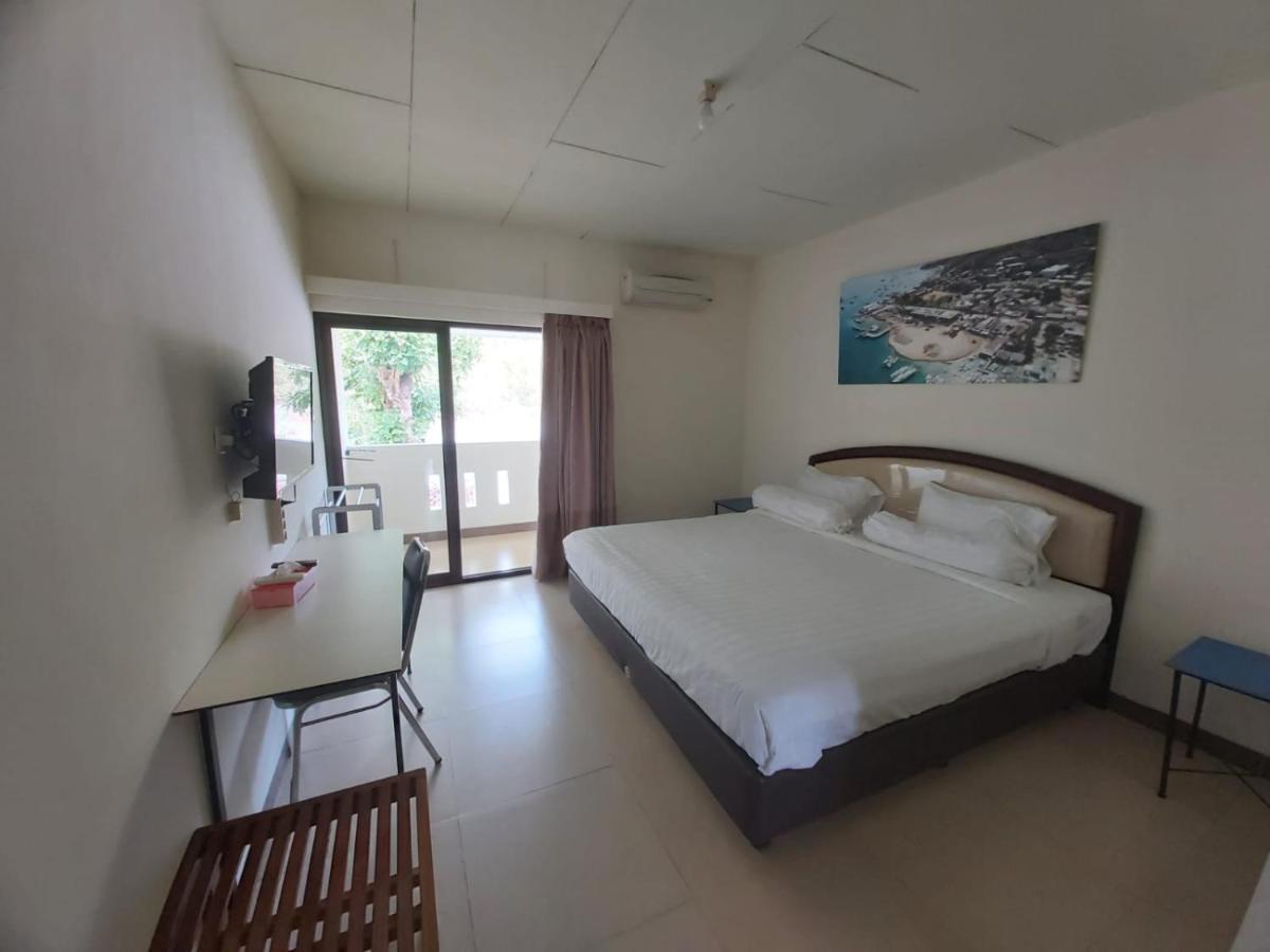 Hotel Larensia Labuan Bajo Exteriér fotografie