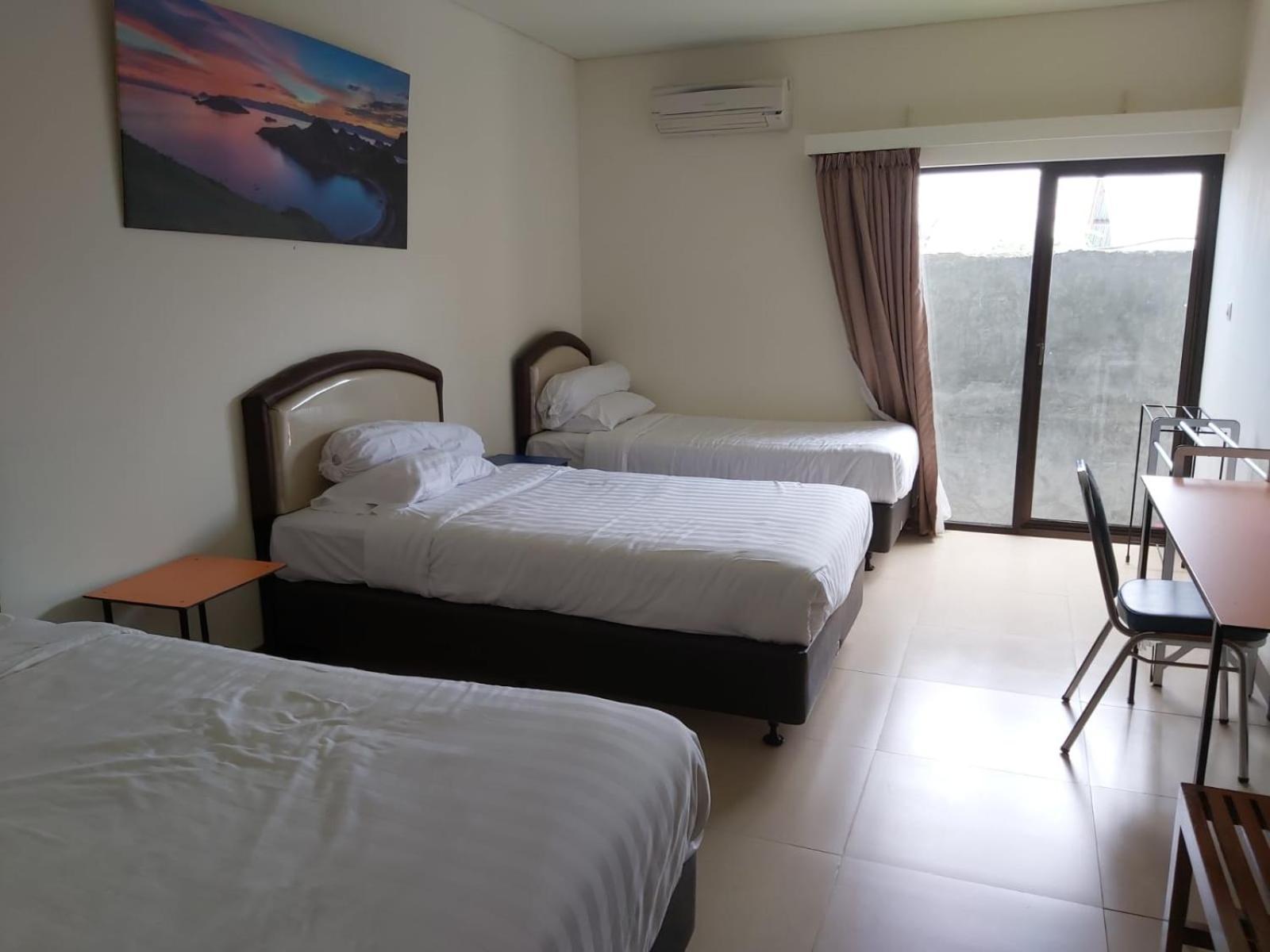 Hotel Larensia Labuan Bajo Pokoj fotografie
